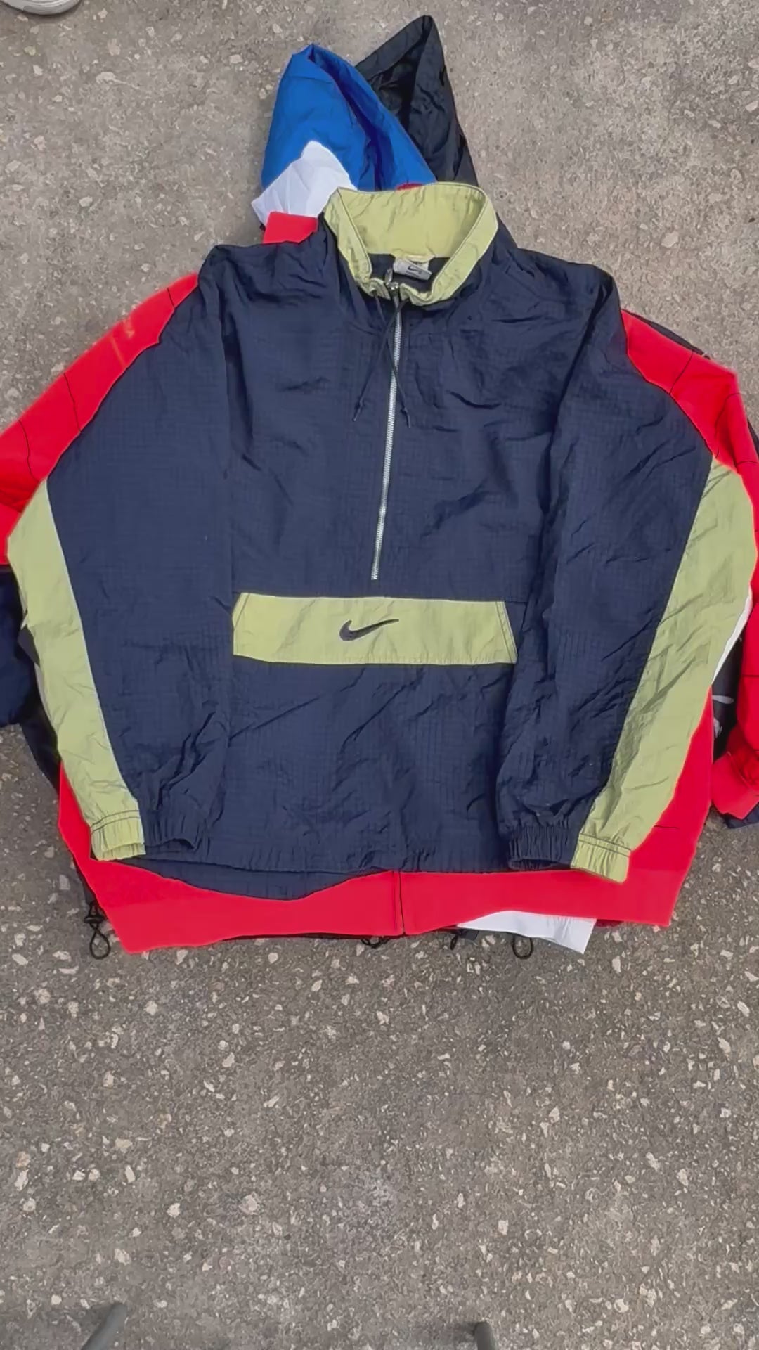 Box Track jackets Grado A